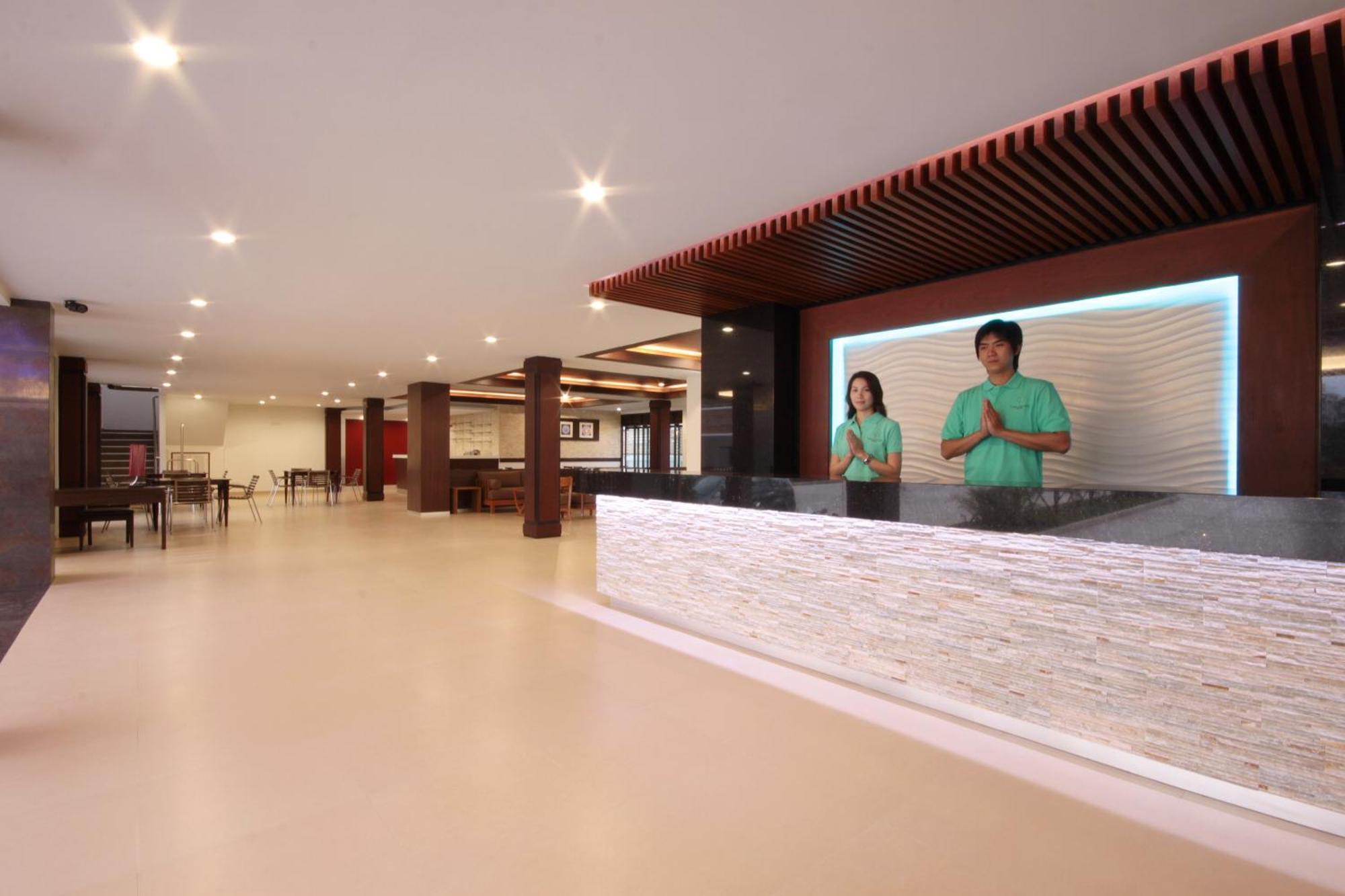 Paragon Suites Resort جومتين بيتش المظهر الخارجي الصورة