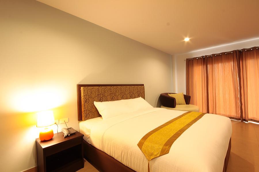 Paragon Suites Resort جومتين بيتش المظهر الخارجي الصورة
