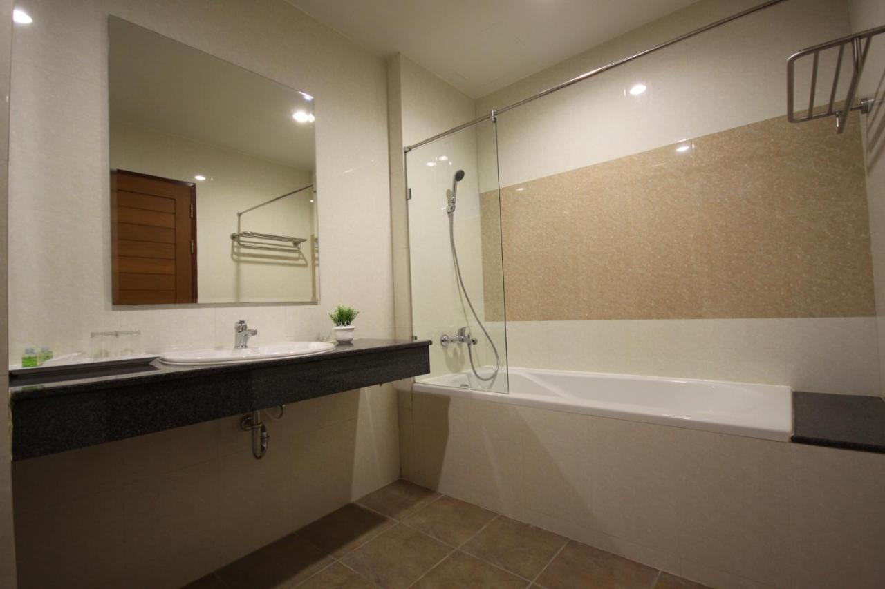 Paragon Suites Resort جومتين بيتش المظهر الخارجي الصورة