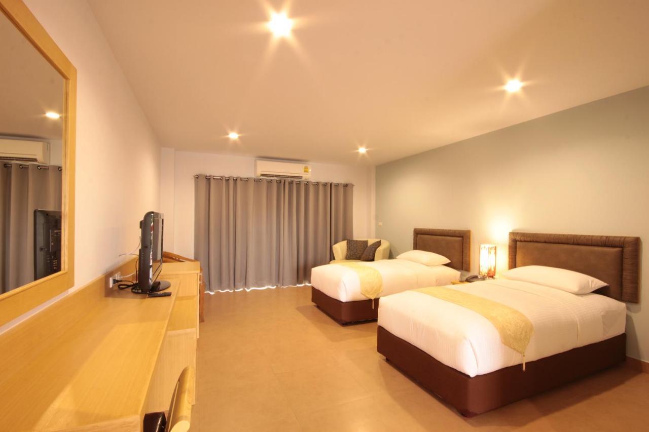 Paragon Suites Resort جومتين بيتش المظهر الخارجي الصورة