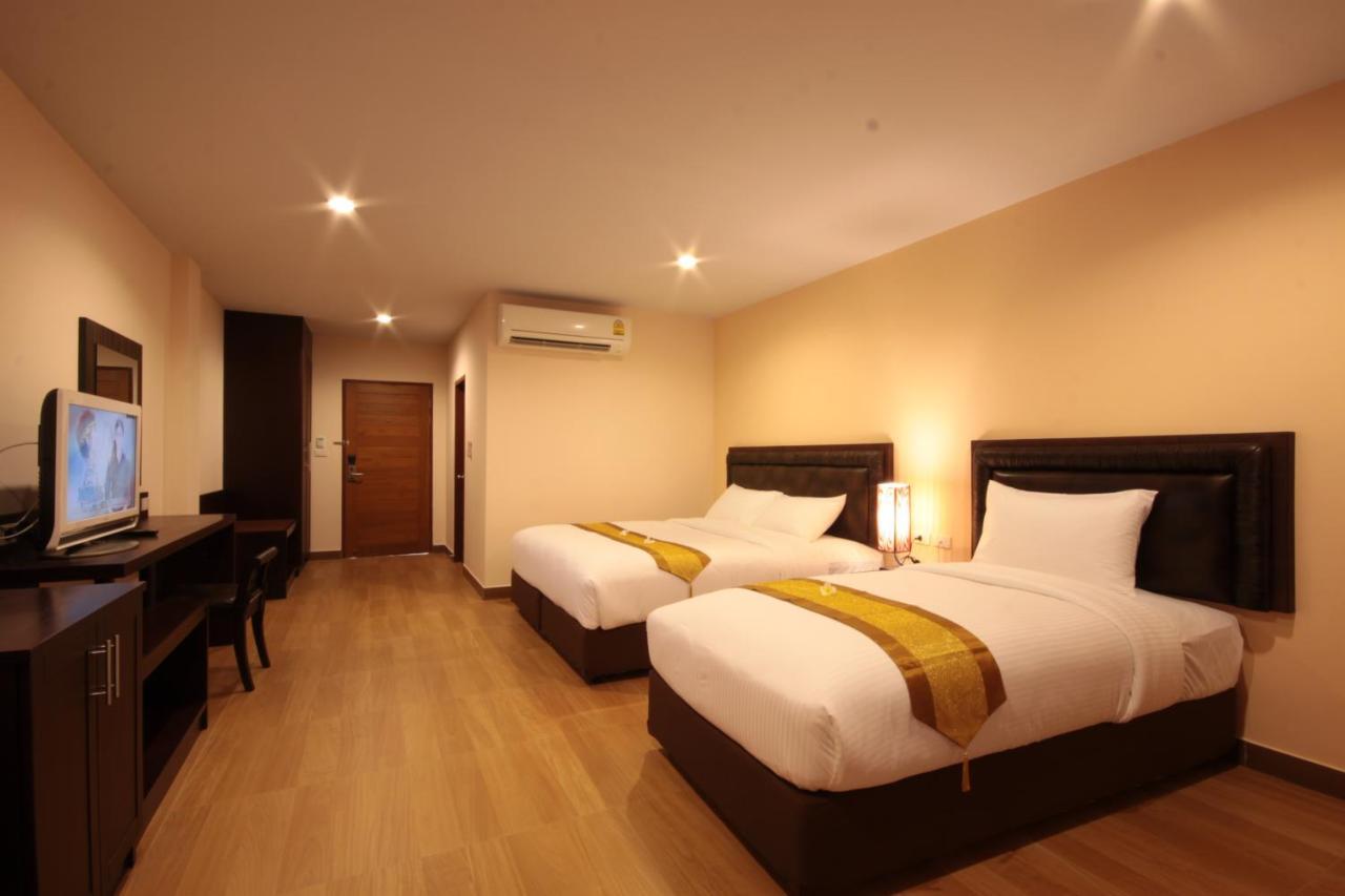 Paragon Suites Resort جومتين بيتش المظهر الخارجي الصورة