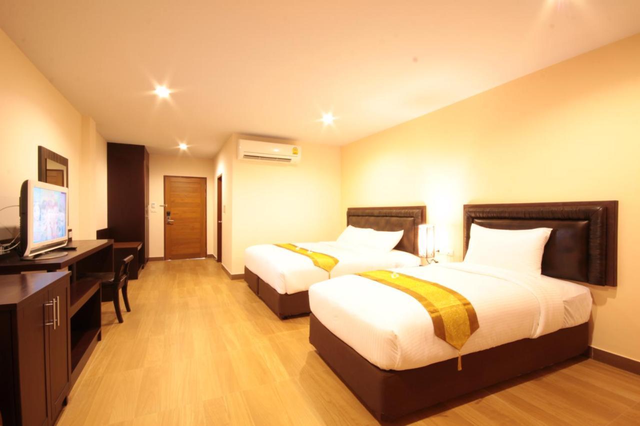 Paragon Suites Resort جومتين بيتش المظهر الخارجي الصورة